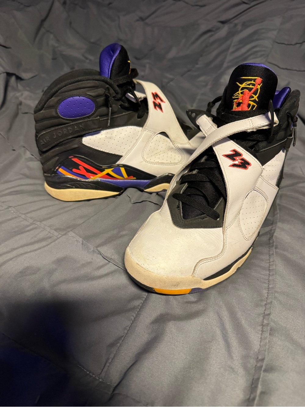 Jordan - Men’s Air Jordan 8 Three-Peat Mid Top Leather White/Black 305381-142